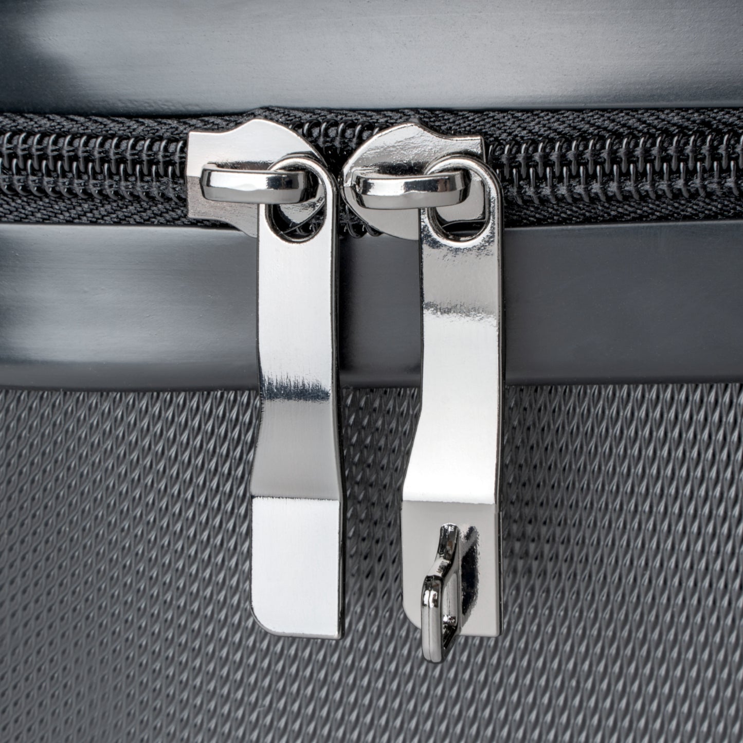 Elegant Cross Suitcase (White)